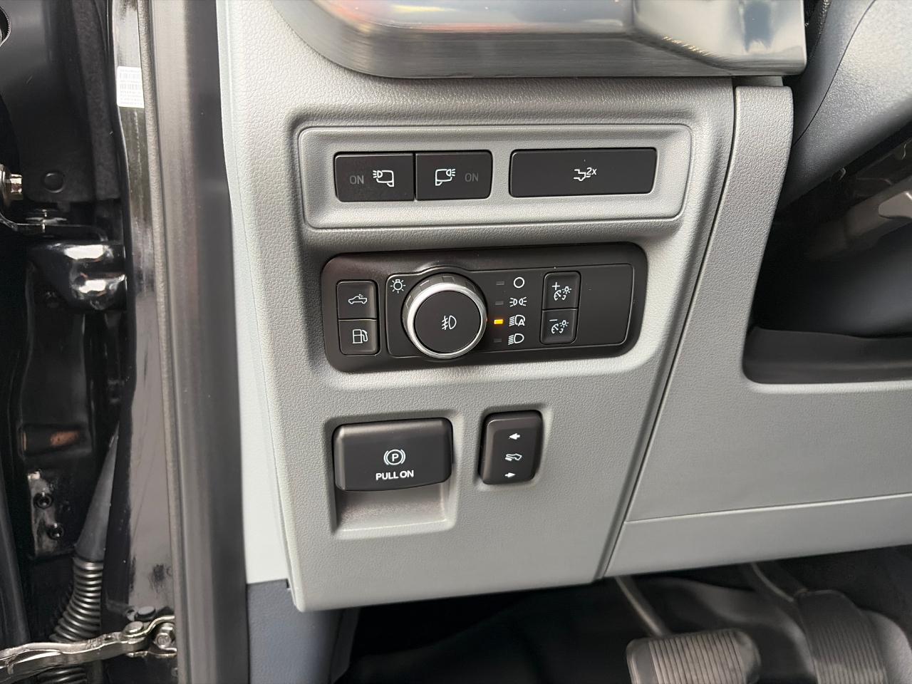 Ford F-150 Lariat 4WD SuperCrew 6.5' Box 2022