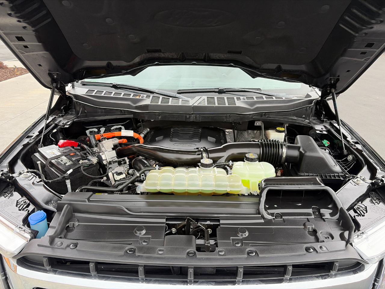 Ford F-150 Lariat 4WD SuperCrew 6.5' Box 2022
