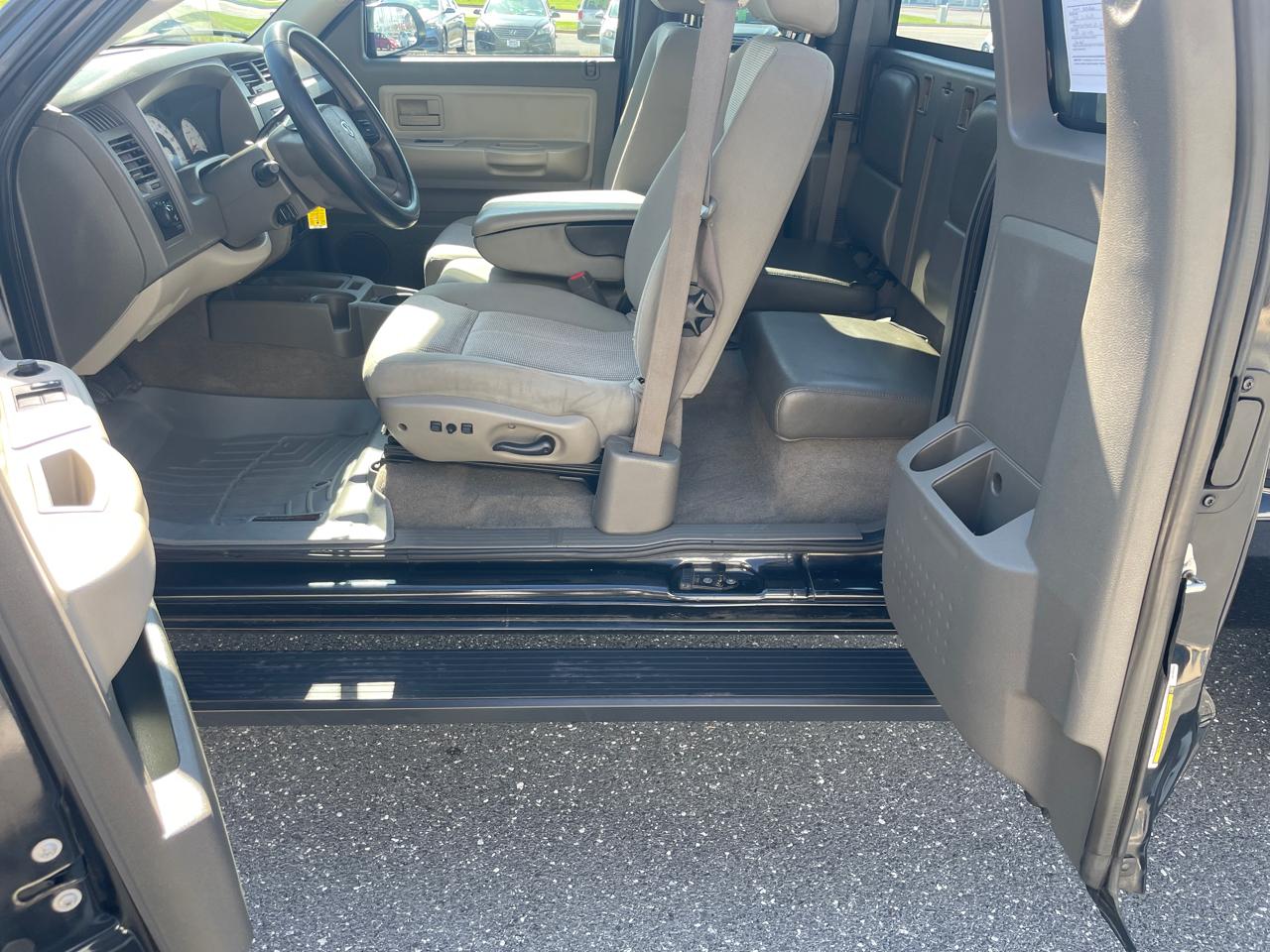 Dodge Dakota 2WD Ext Cab Bighorn/Lonestar 2010