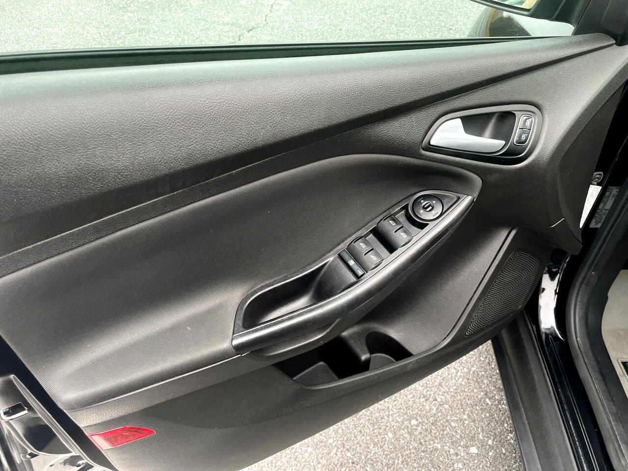 Ford Focus 4dr Sdn SE 2016