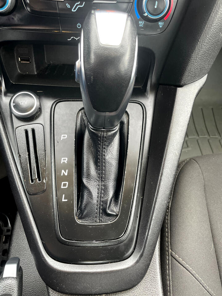 Ford Focus 4dr Sdn SE 2016