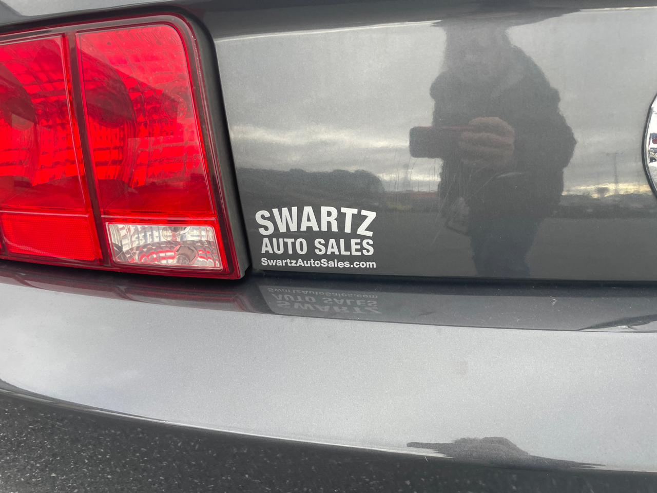 Ford Mustang 2dr Cpe Deluxe 2008