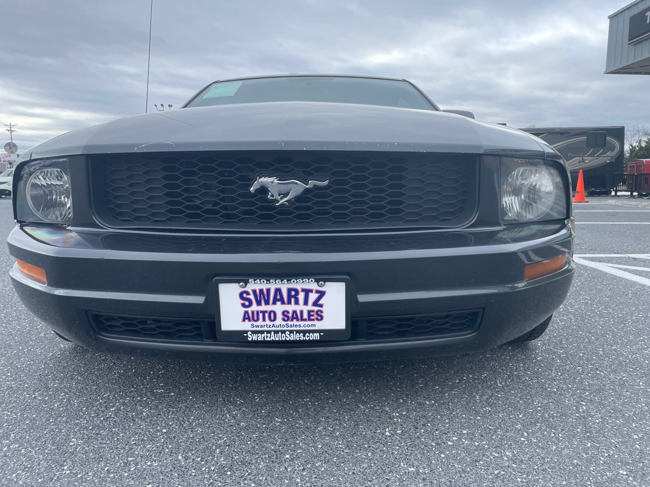 Ford Mustang 2dr Cpe Deluxe 2008