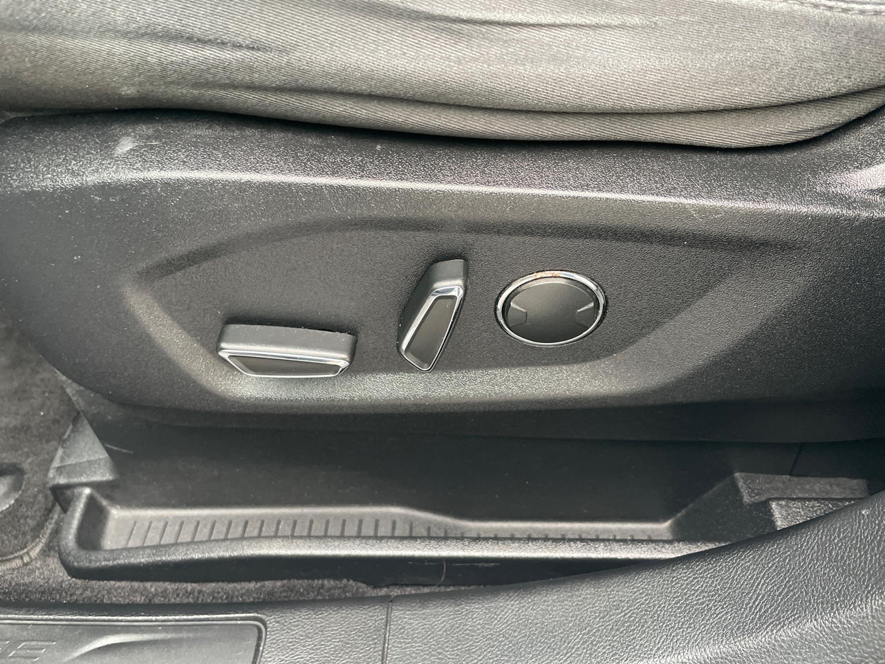 Ford Edge 4dr SEL AWD 2016