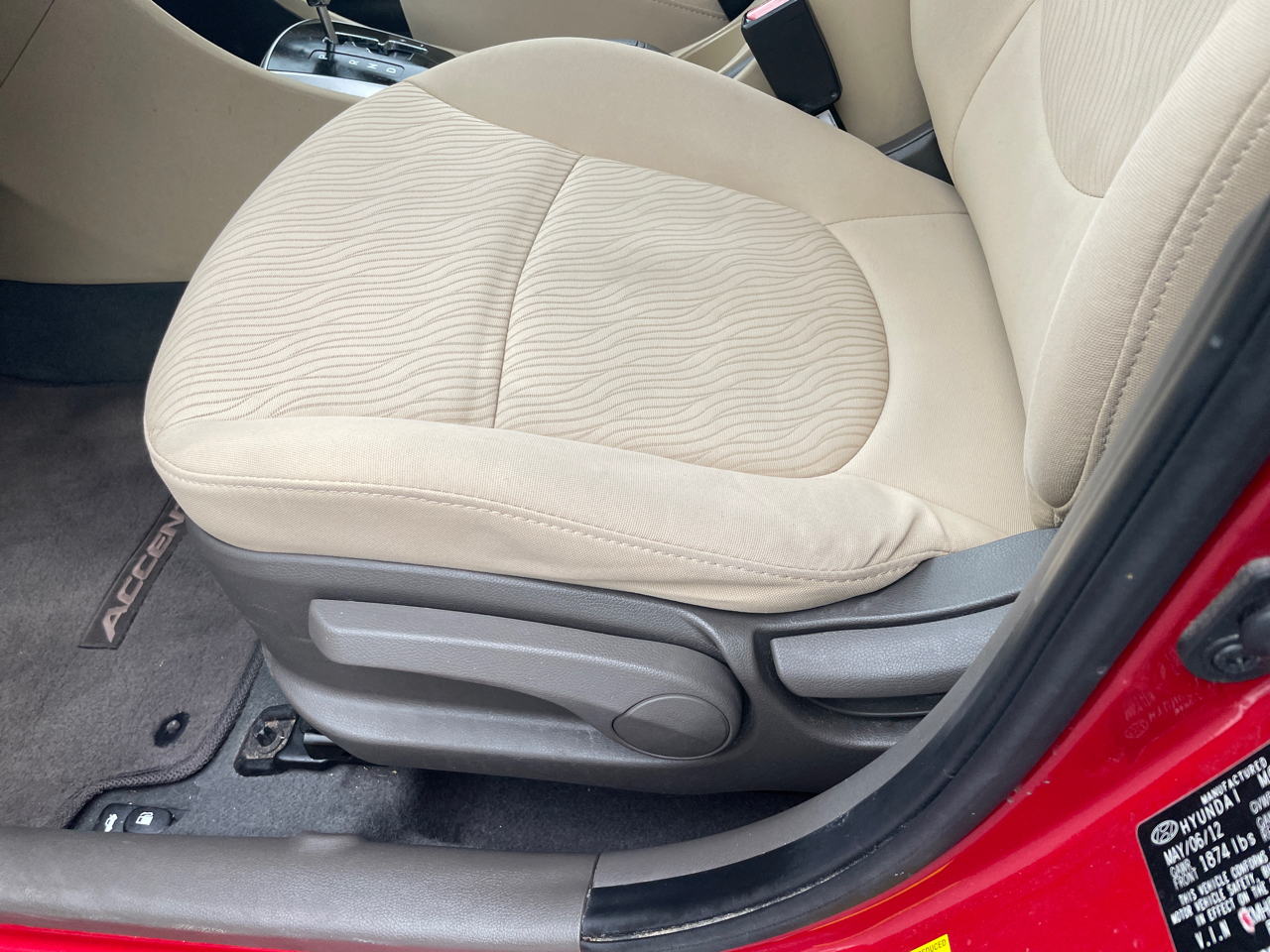 Hyundai Accent 4dr Sdn Auto GLS 2013