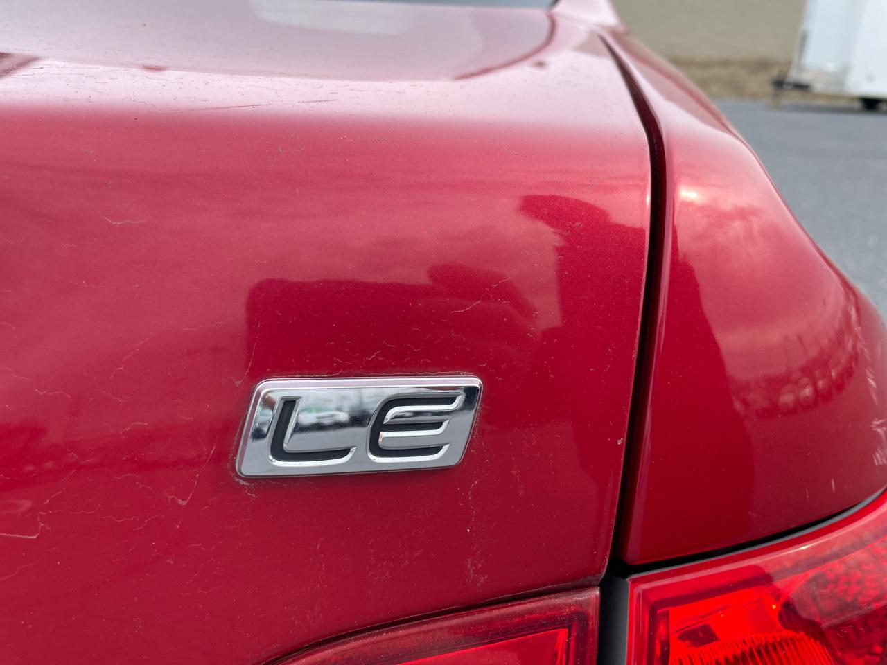 Toyota Corolla 4dr Sdn LE Auto 2009