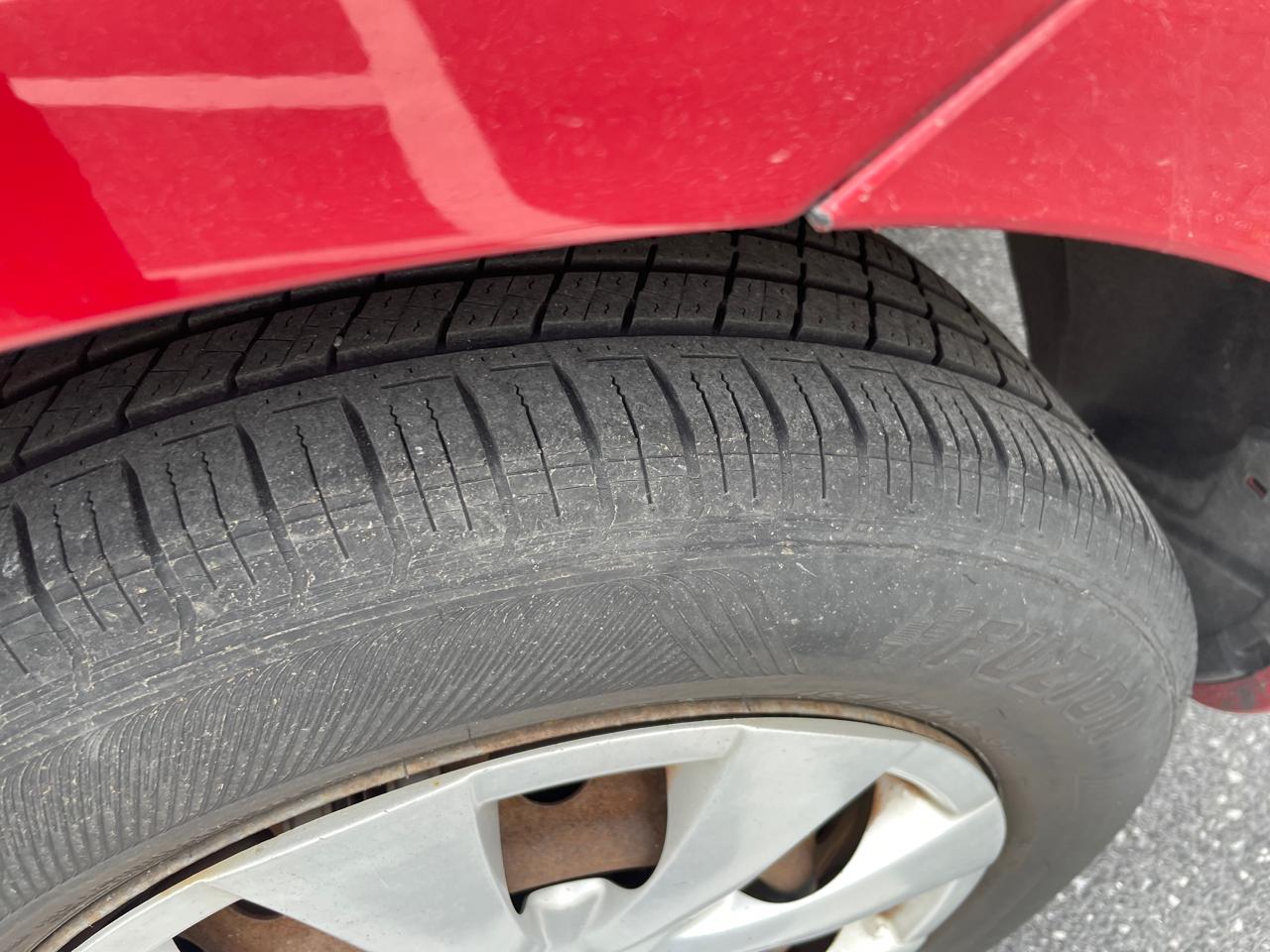 Toyota Corolla 4dr Sdn LE Auto 2009