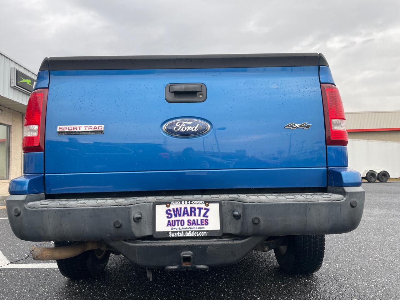 Ford Explorer Sport Trac 4WD 4dr XLT 2010
