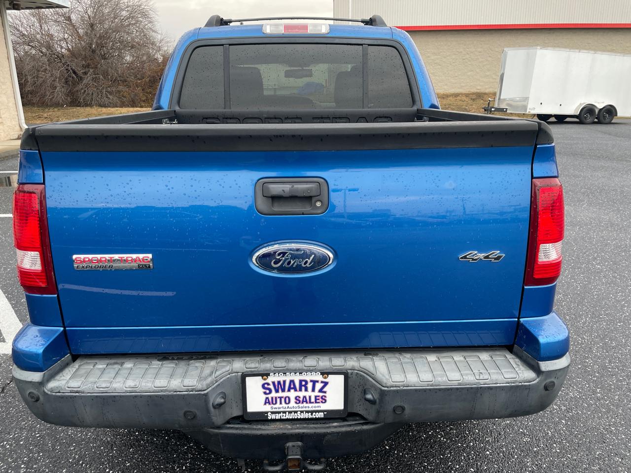 Ford Explorer Sport Trac 4WD 4dr XLT 2010