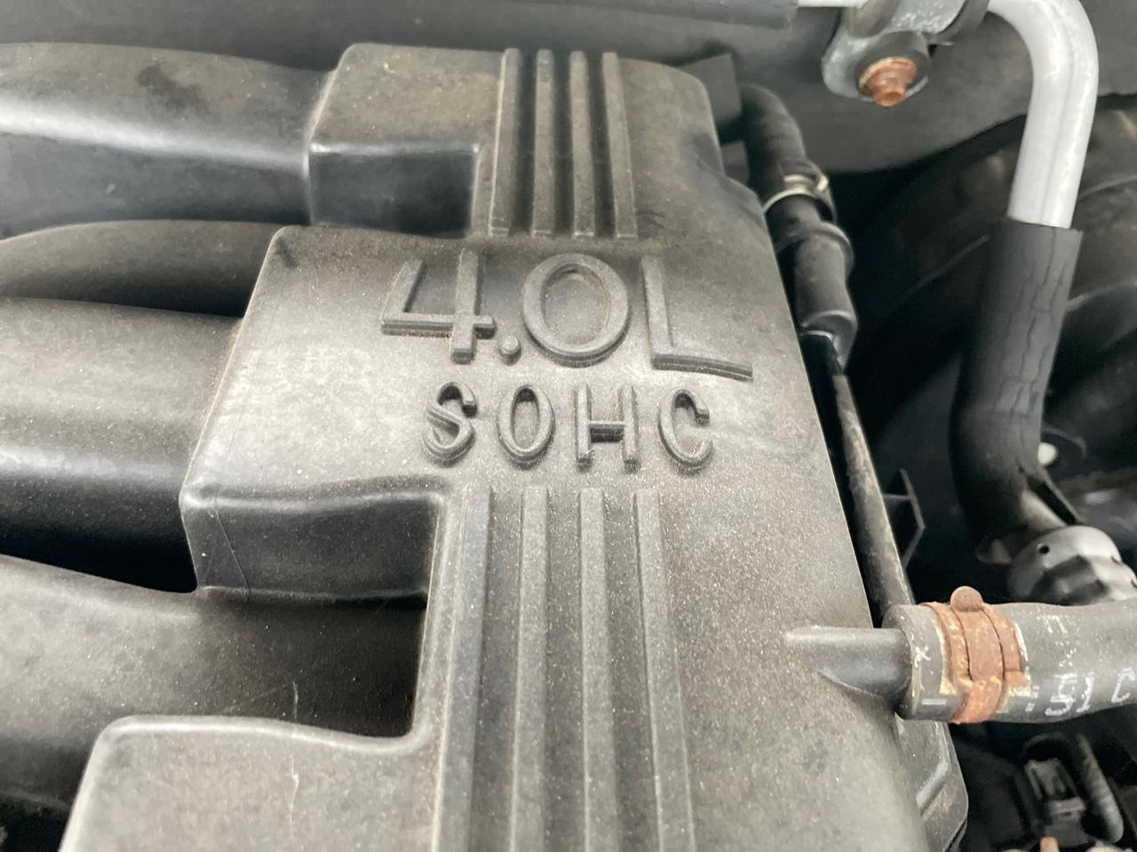 Ford Explorer Sport Trac 4WD 4dr XLT 2010