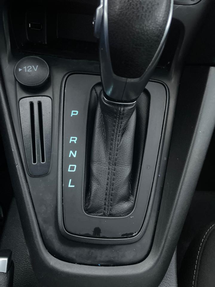 Ford Focus SE Sedan 2018