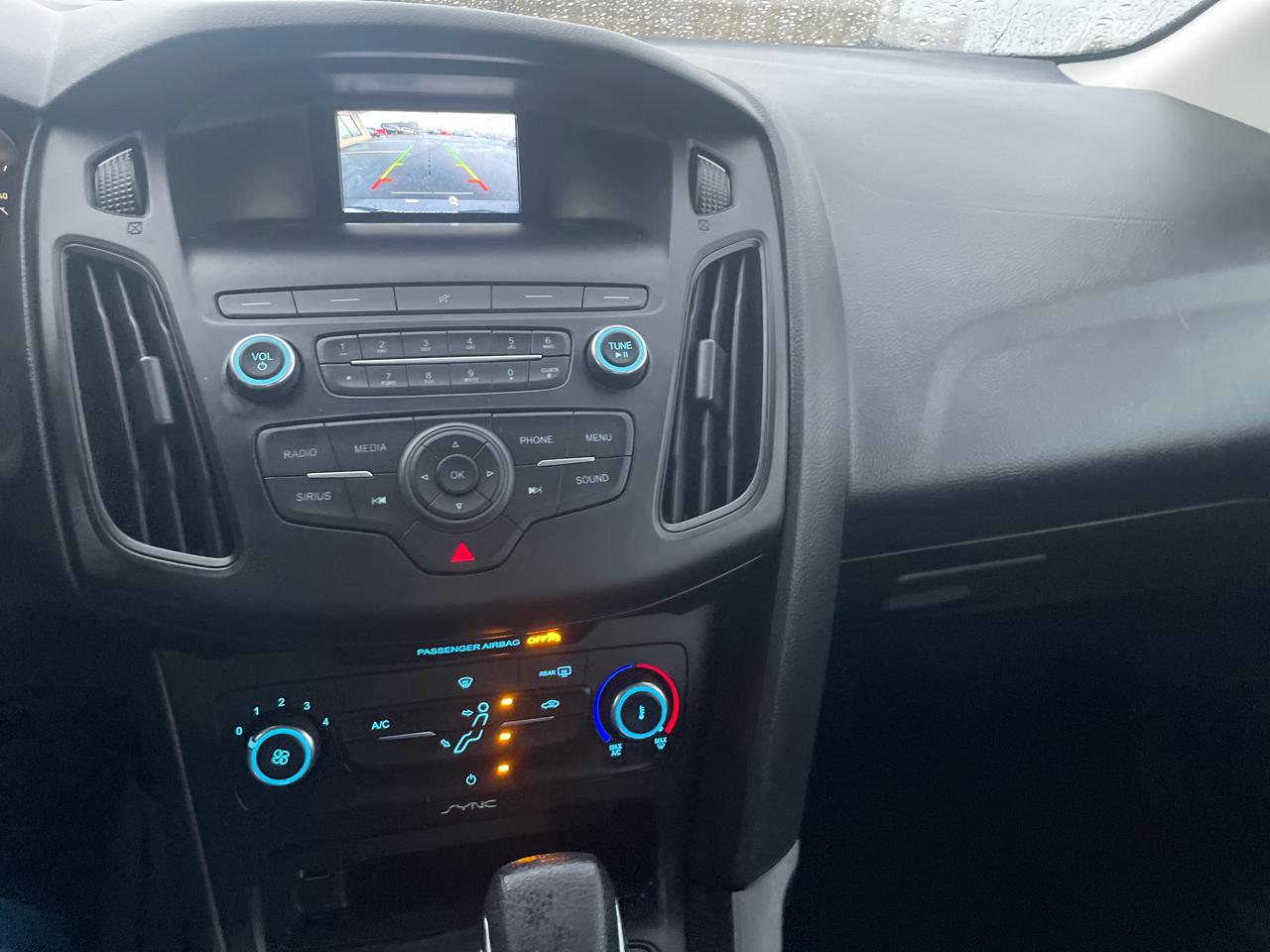 Ford Focus SE Sedan 2018