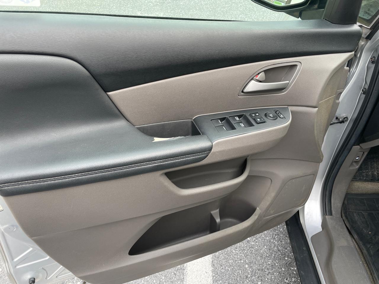 Honda Odyssey 5dr EX-L 2012