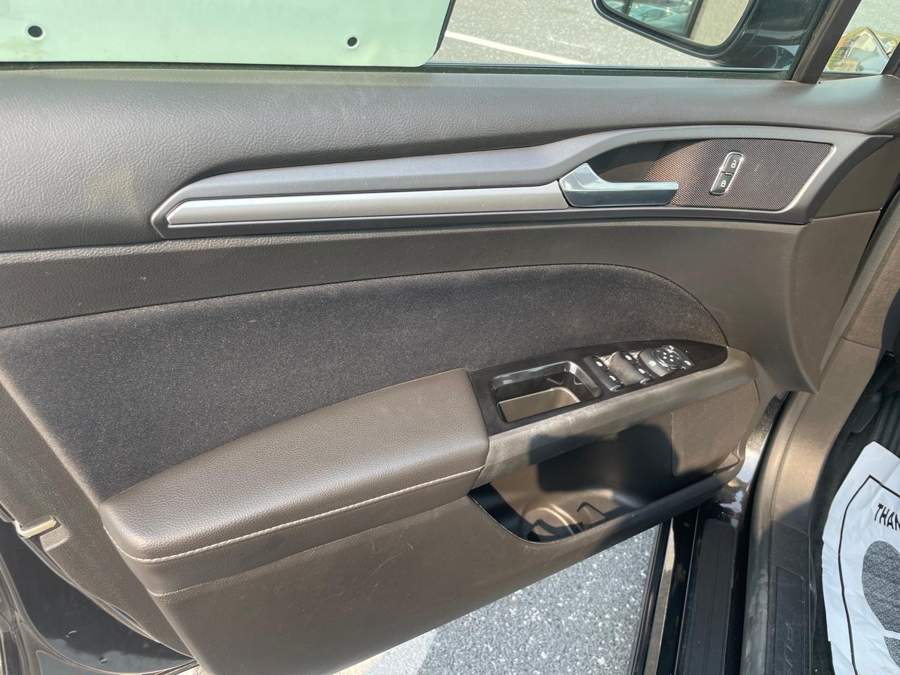 Ford Fusion 4dr Sdn SE FWD 2013