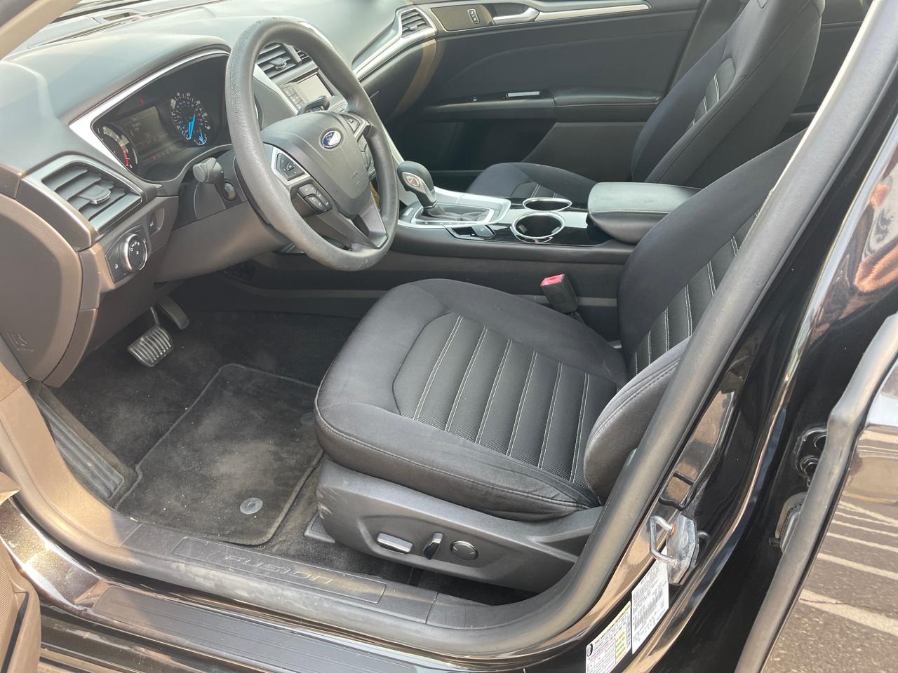 Ford Fusion 4dr Sdn SE FWD 2013