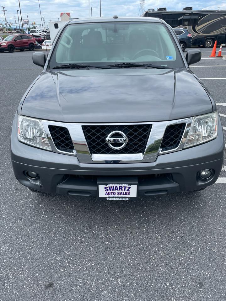 Nissan Frontier Crew Cab 4x4 SV V6 Auto 2018