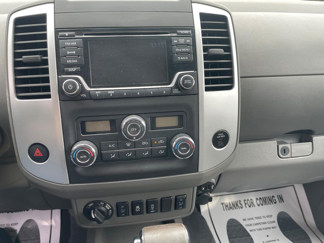 Nissan Frontier Crew Cab 4x4 SV V6 Auto 2018