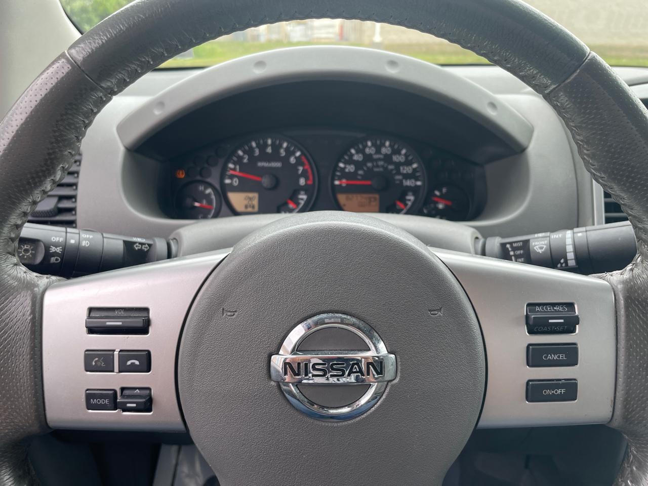 Nissan Frontier Crew Cab 4x4 SV V6 Auto 2018