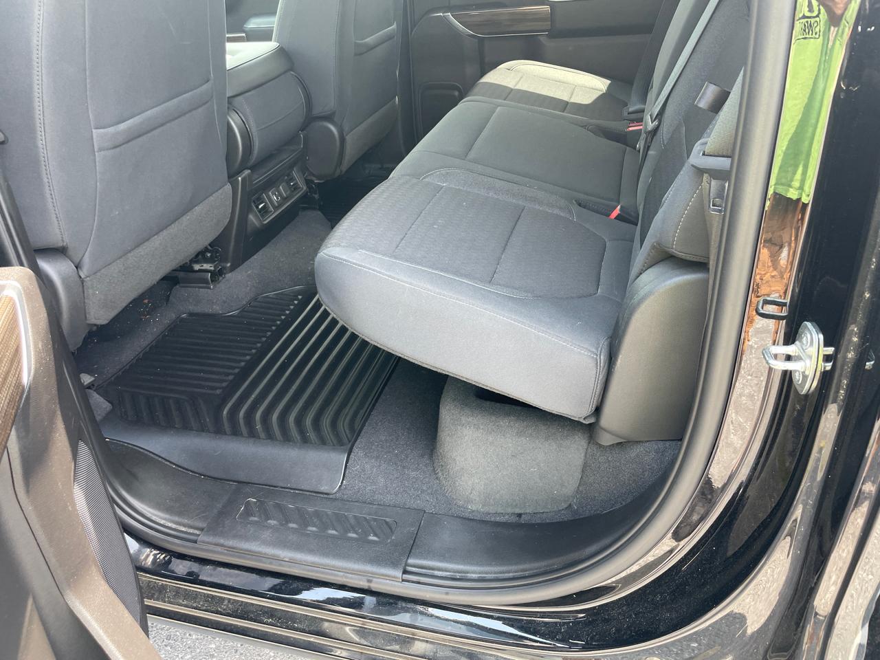 Chevrolet Silverado 1500 4WD Crew Cab 147" RST 2020