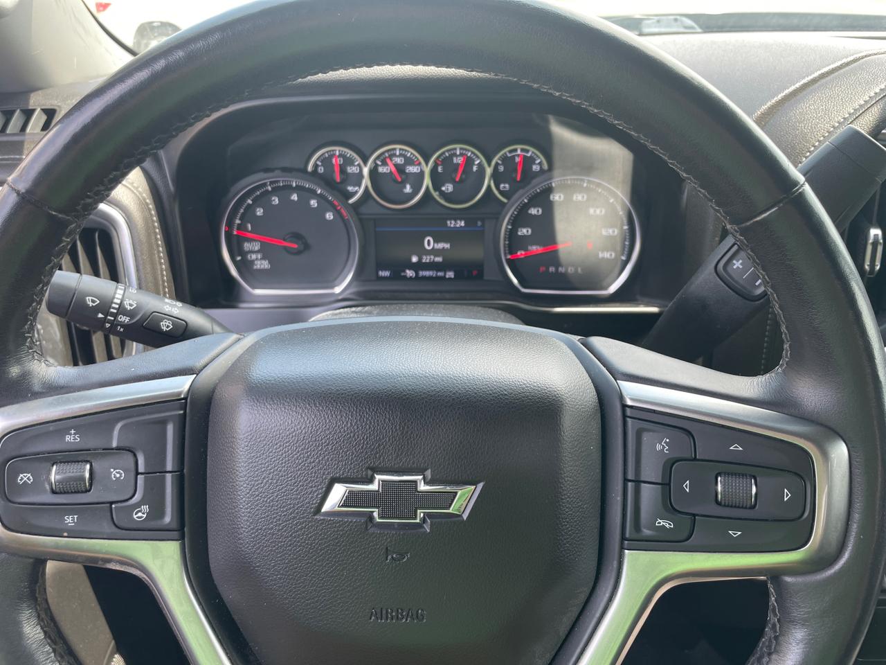 Chevrolet Silverado 1500 4WD Crew Cab 147" RST 2020