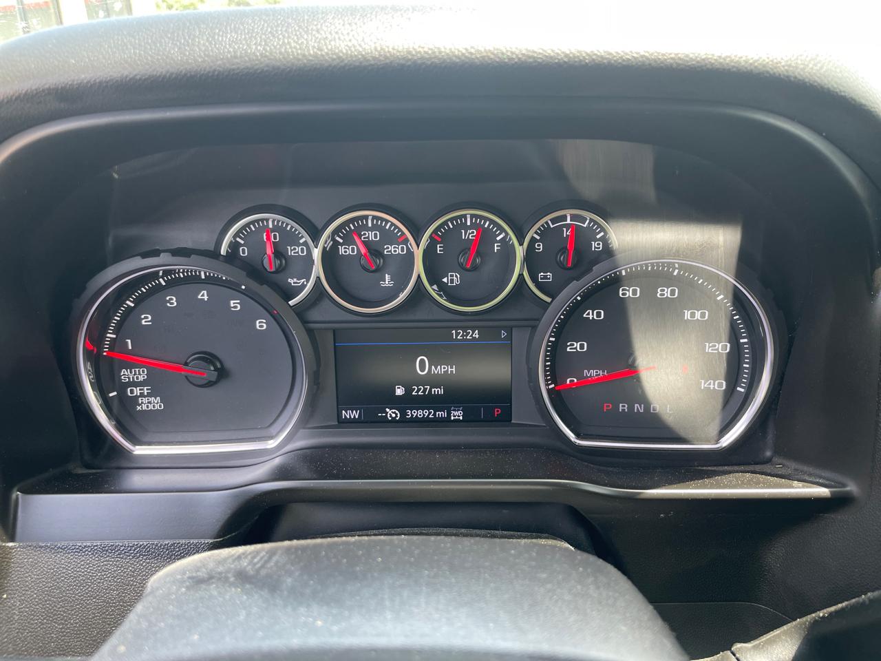 Chevrolet Silverado 1500 4WD Crew Cab 147" RST 2020