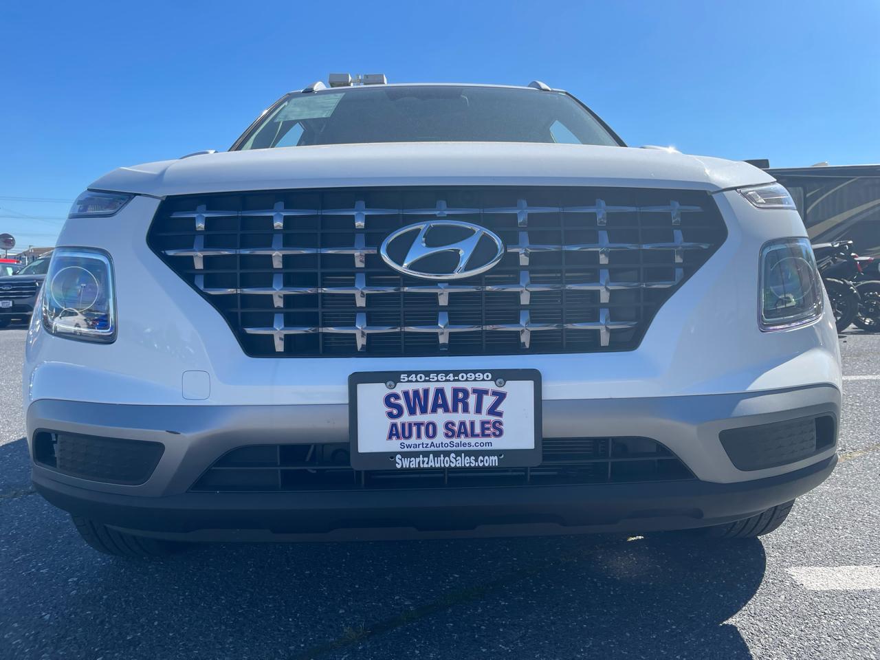 Hyundai Venue SEL FWD 2026