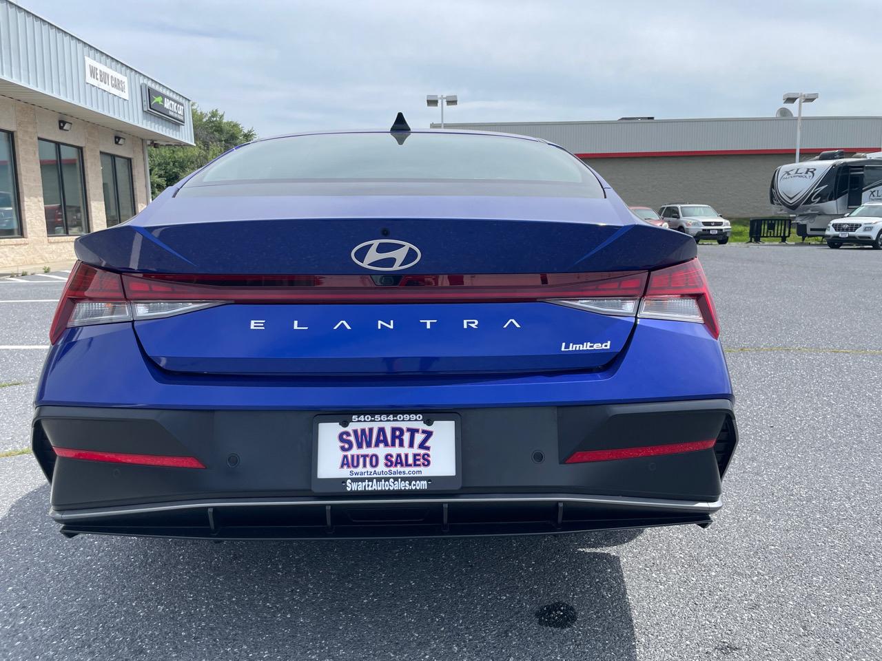 Hyundai Elantra Limited IVT 2024