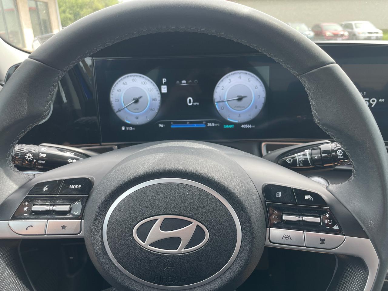 Hyundai Elantra Limited IVT 2024
