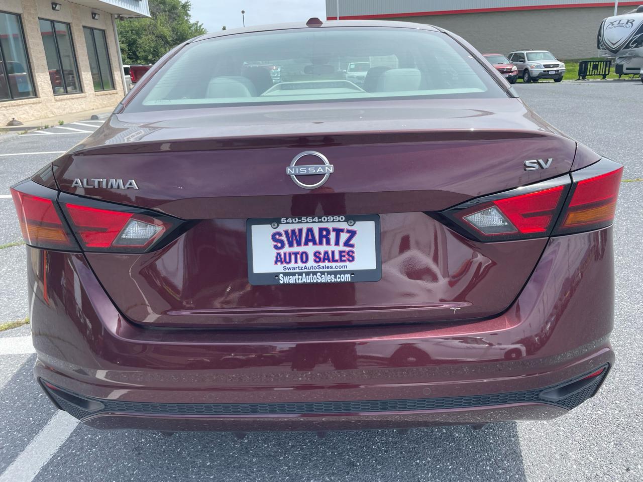 Nissan Altima 2.5 SV Sedan 2024