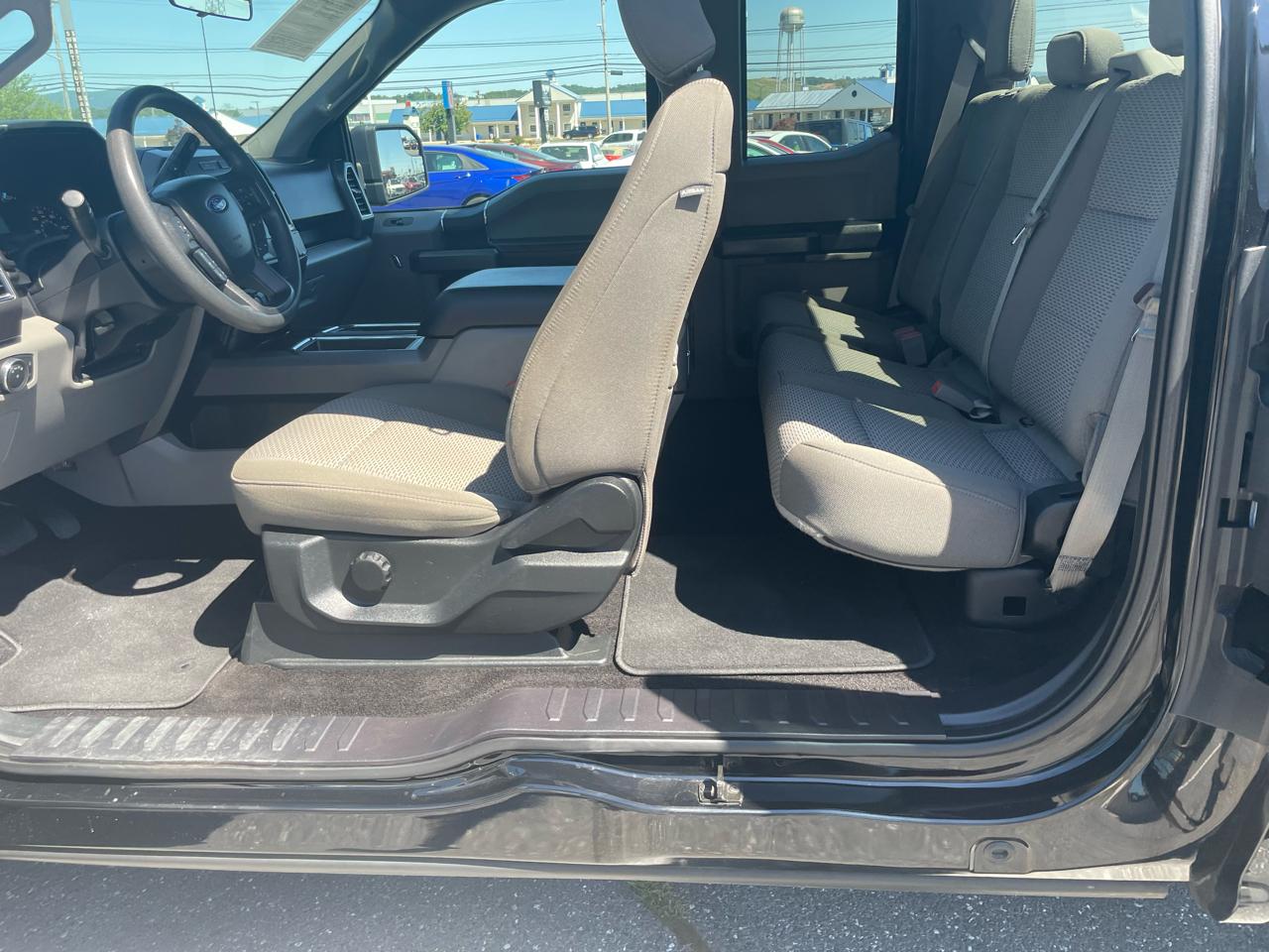 Ford F-150 Lariat 4WD SuperCab 6.5' Box 2018