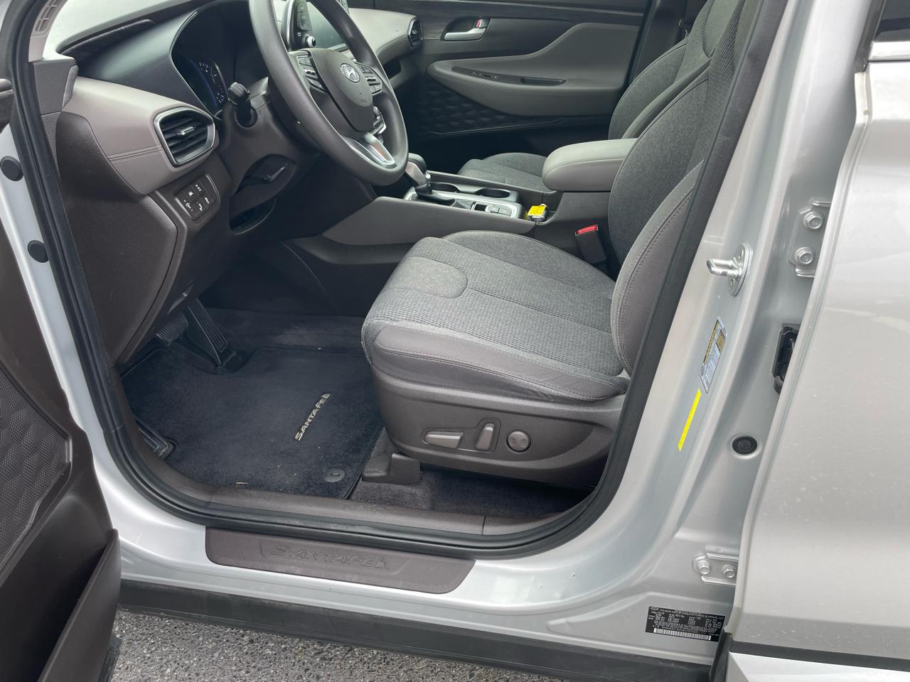 Hyundai Santa Fe SEL 2.4L Auto AWD 2019