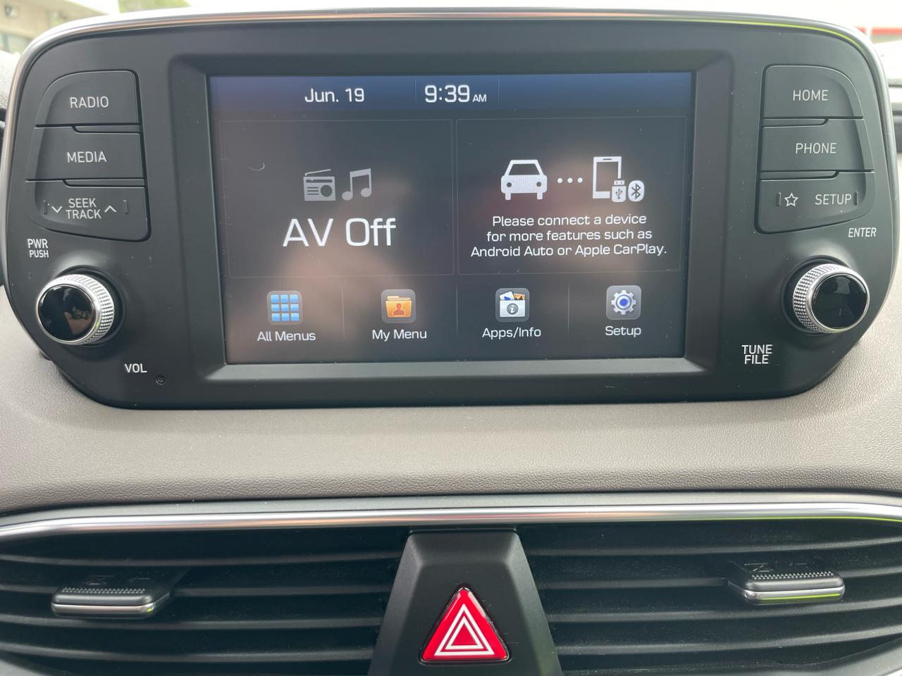 Hyundai Santa Fe SEL 2.4L Auto AWD 2019