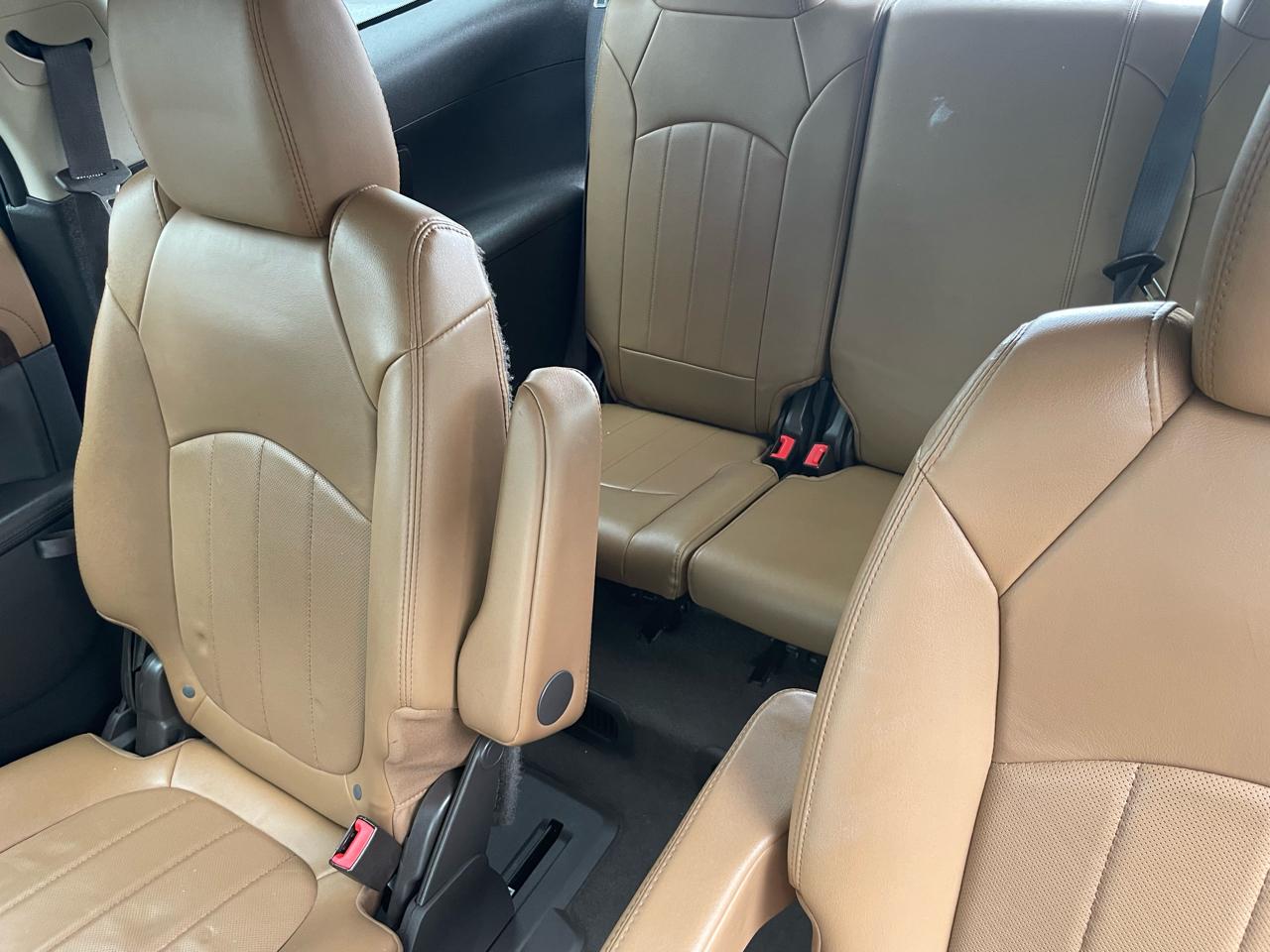 Buick Enclave AWD 4dr Leather 2015