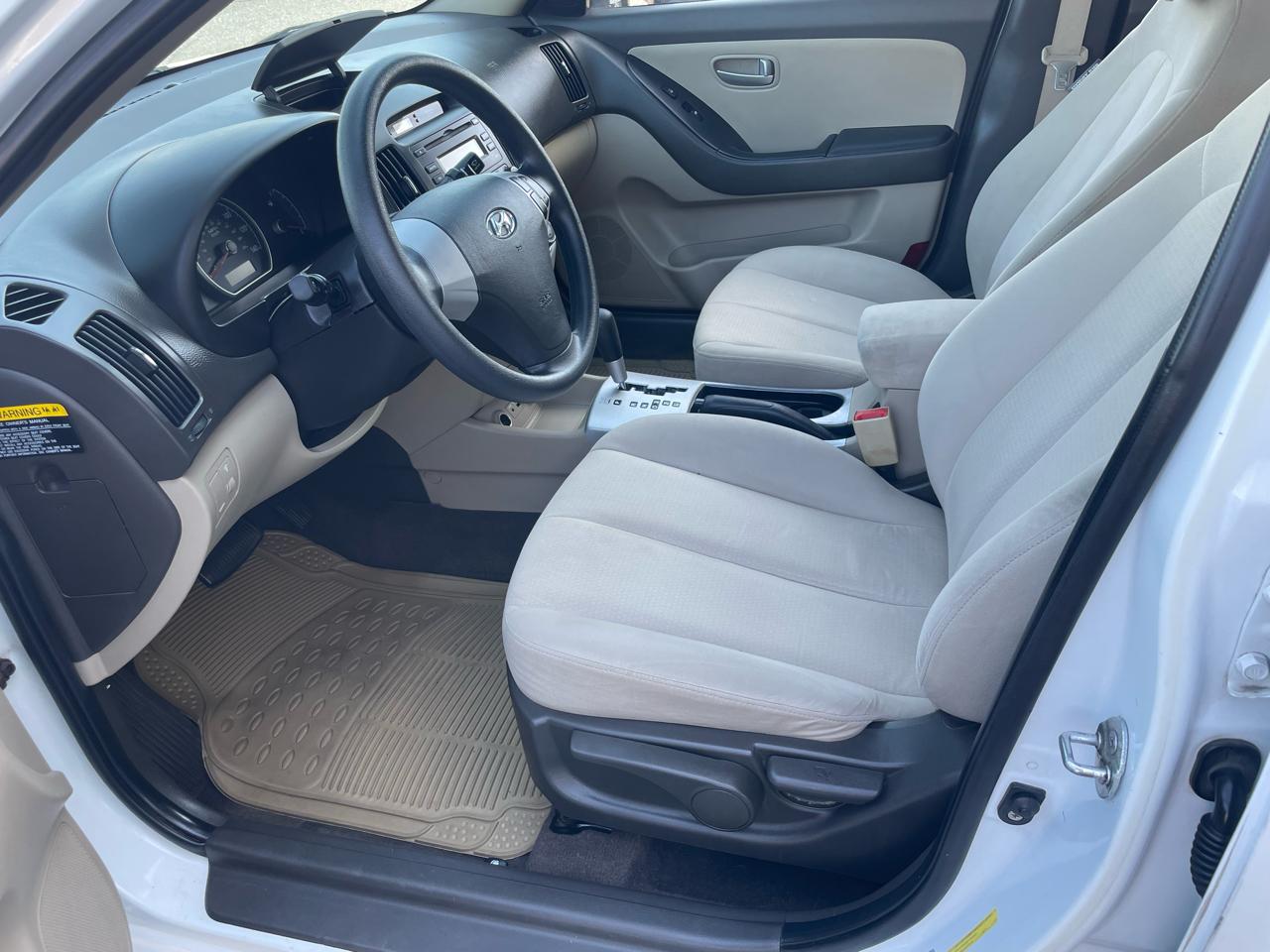 Hyundai Elantra 4dr Sdn Auto GLS PZEV 2009