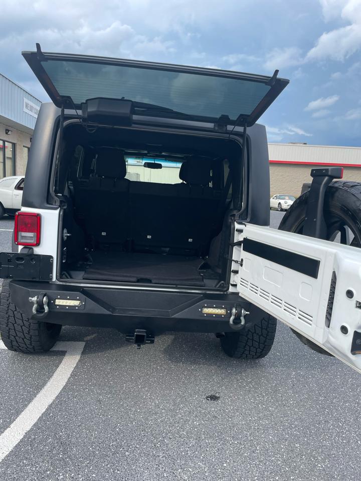 Jeep Wrangler Unlimited 4WD 4dr Sport 2016