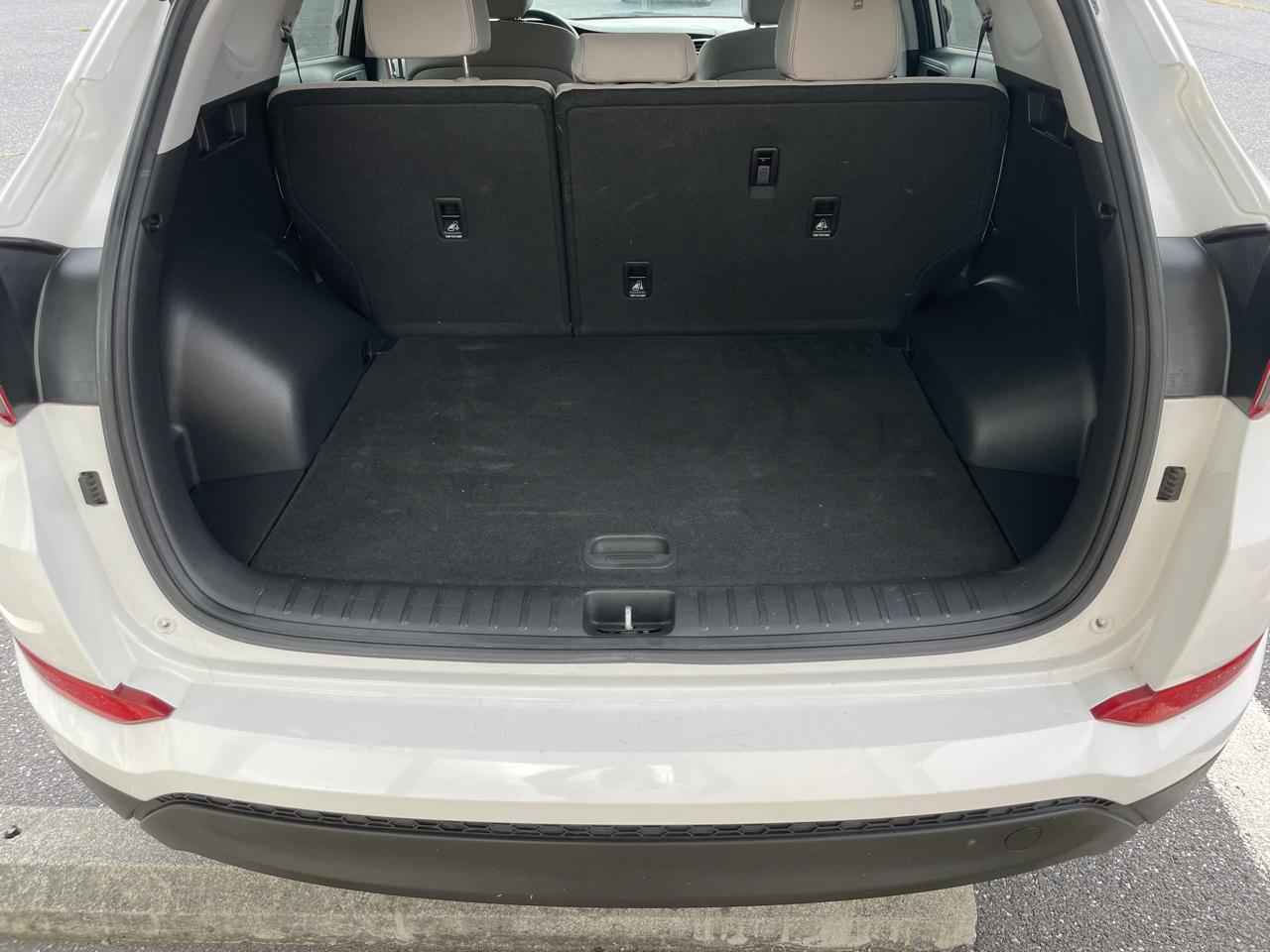 Hyundai Tucson AWD 4dr SE 2016