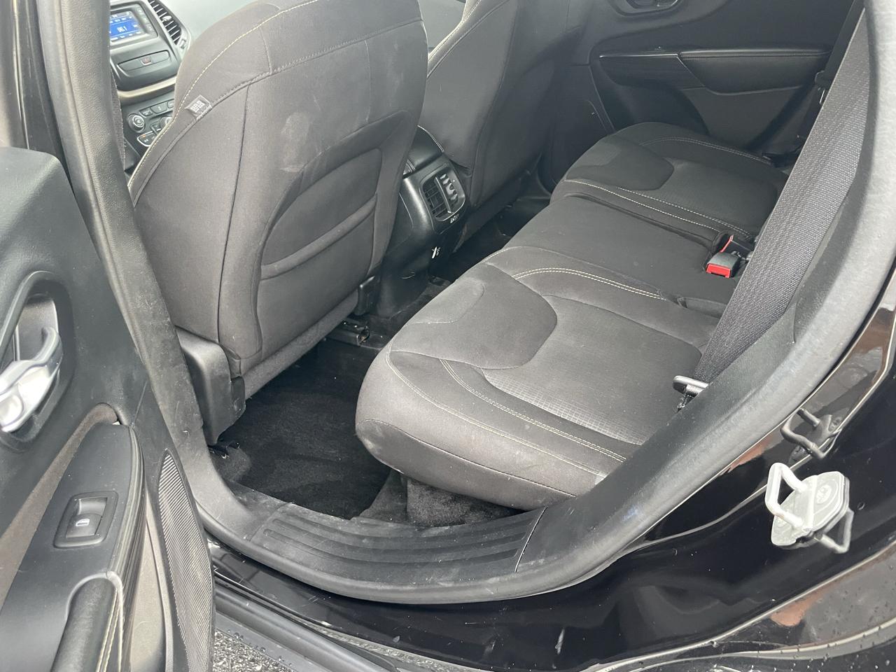 Jeep Cherokee 4WD 4dr Latitude 2016