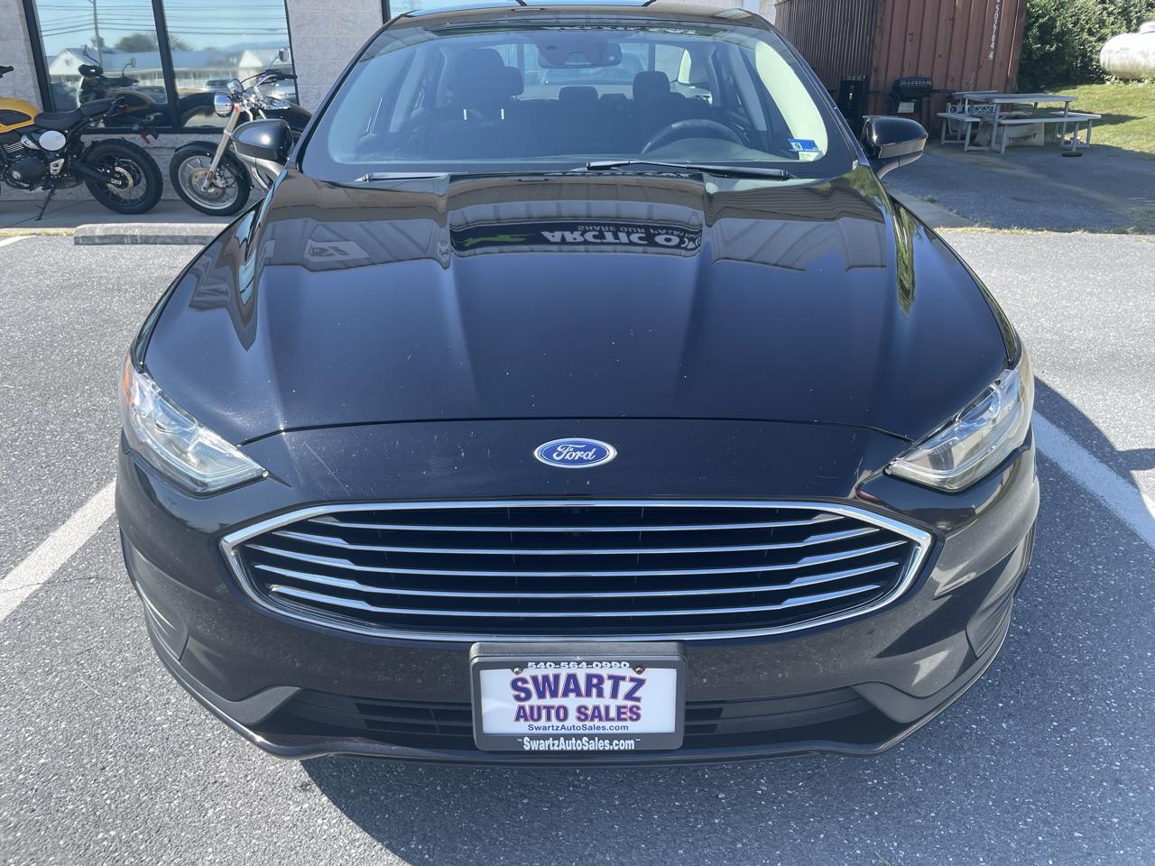 Ford Fusion SE FWD 2020