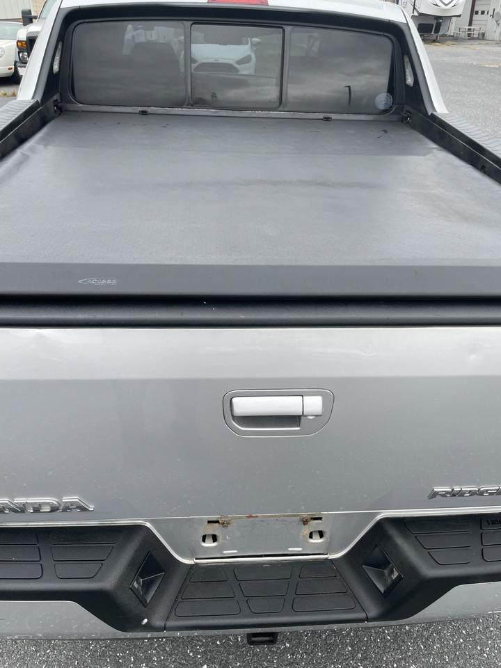 Honda Ridgeline 4WD Crew Cab Sport 2013