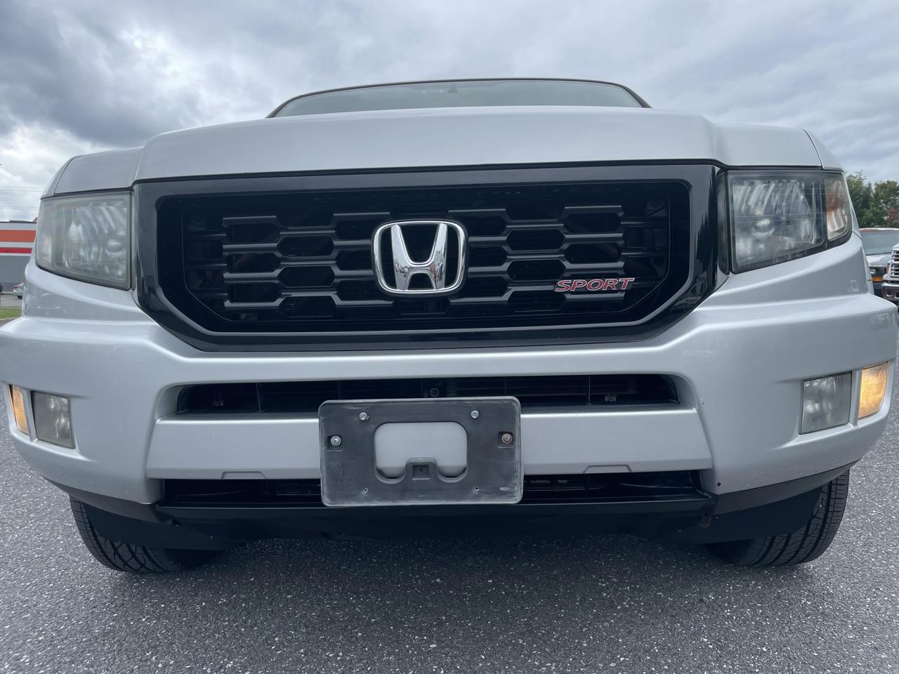 Honda Ridgeline 4WD Crew Cab Sport 2013