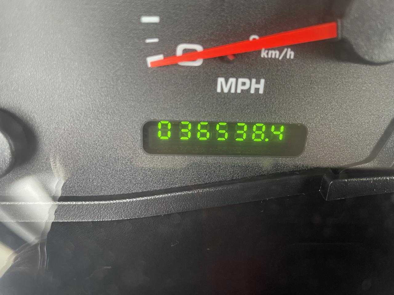 Ford Excursion 137" WB 5.4L XLT Premium 4WD 2003