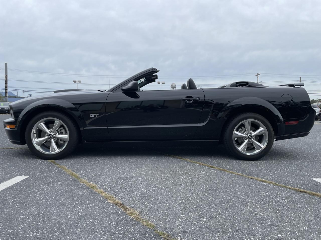 Ford Mustang 2dr Conv GT Deluxe 2007