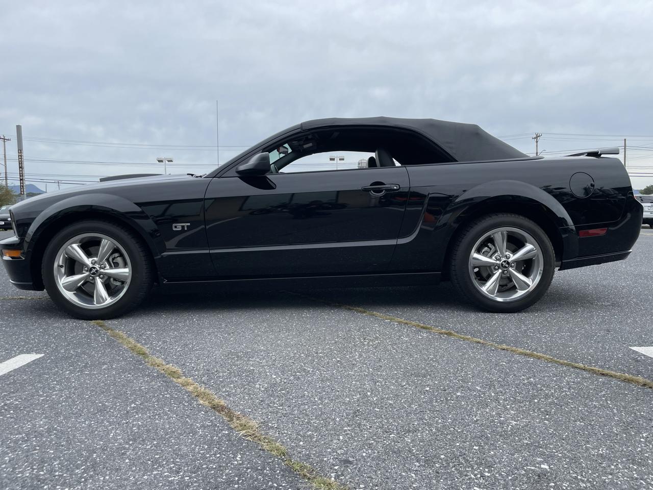 Ford Mustang 2dr Conv GT Deluxe 2007