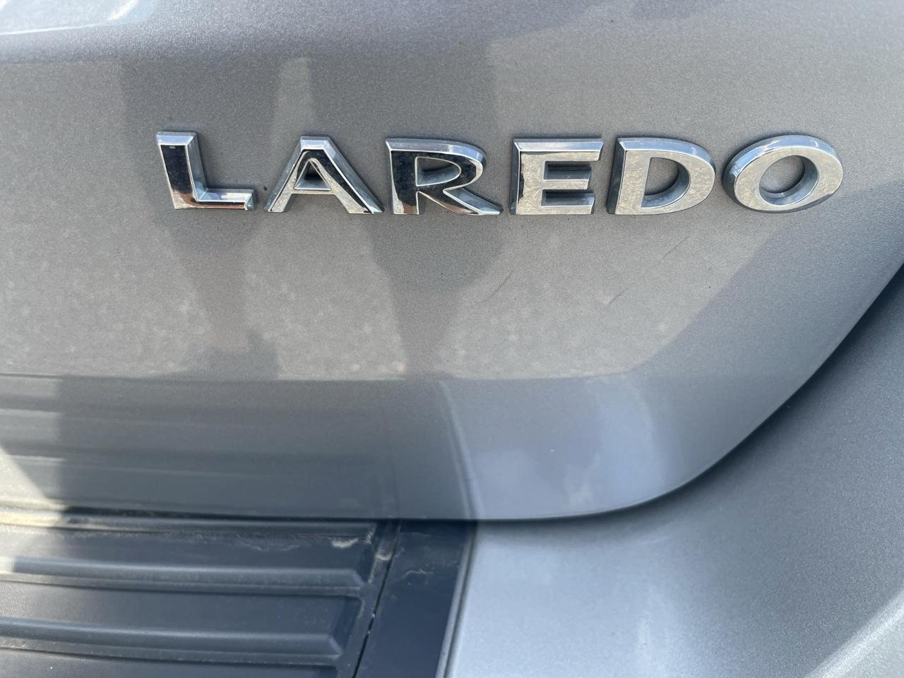 Jeep Grand Cherokee 4WD 4dr Laredo 2015