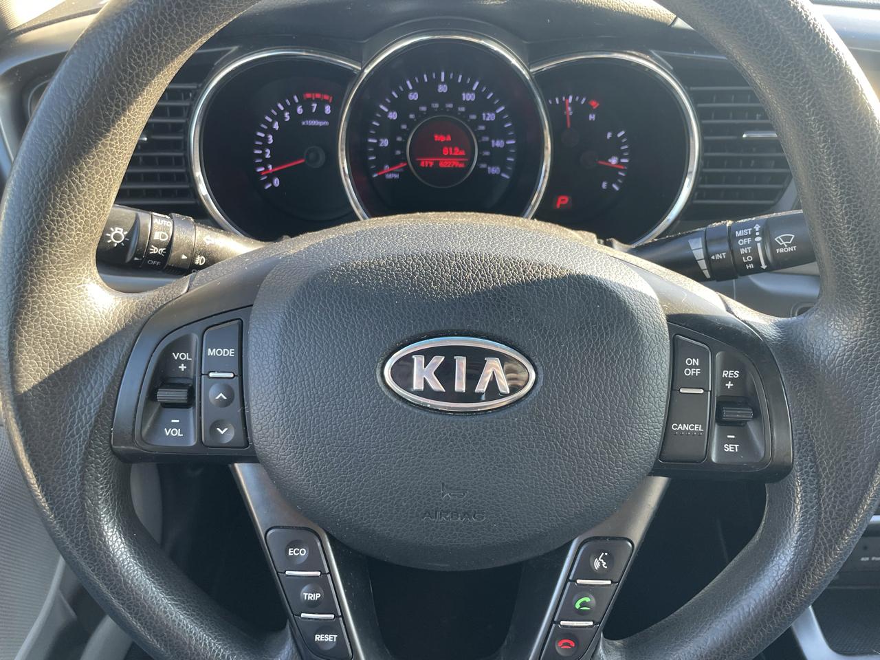 Kia Optima 4dr Sdn 2.4L Auto LX 2012
