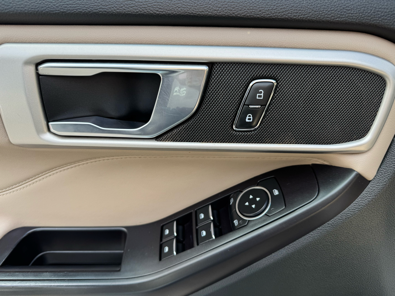 Ford Explorer XLT 4WD 2020 Ford Explorer XLT 4WD 2020