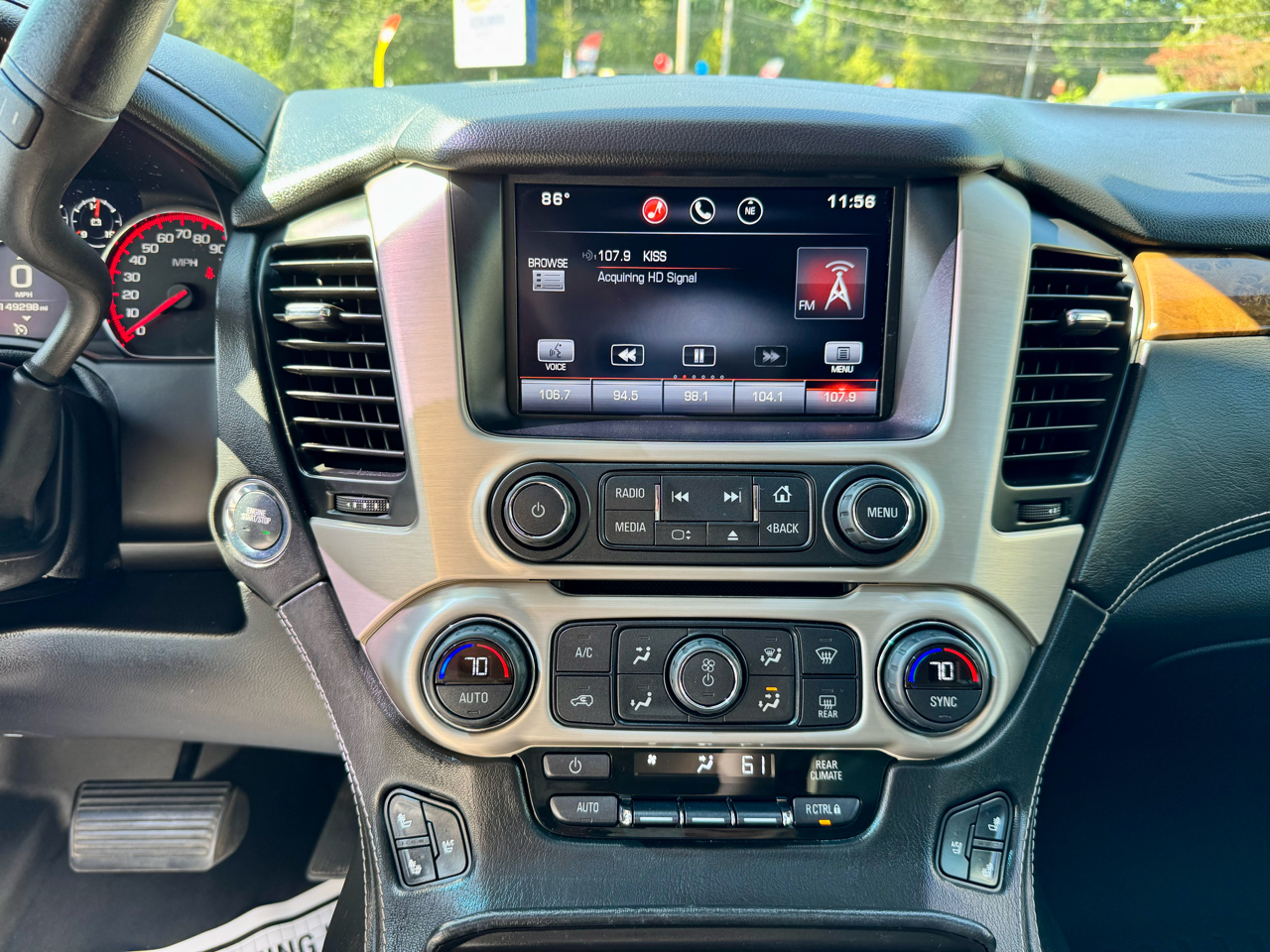 GMC Yukon XL 4WD 4dr Denali 2015 GMC Yukon XL 4WD 4dr Denali 2015