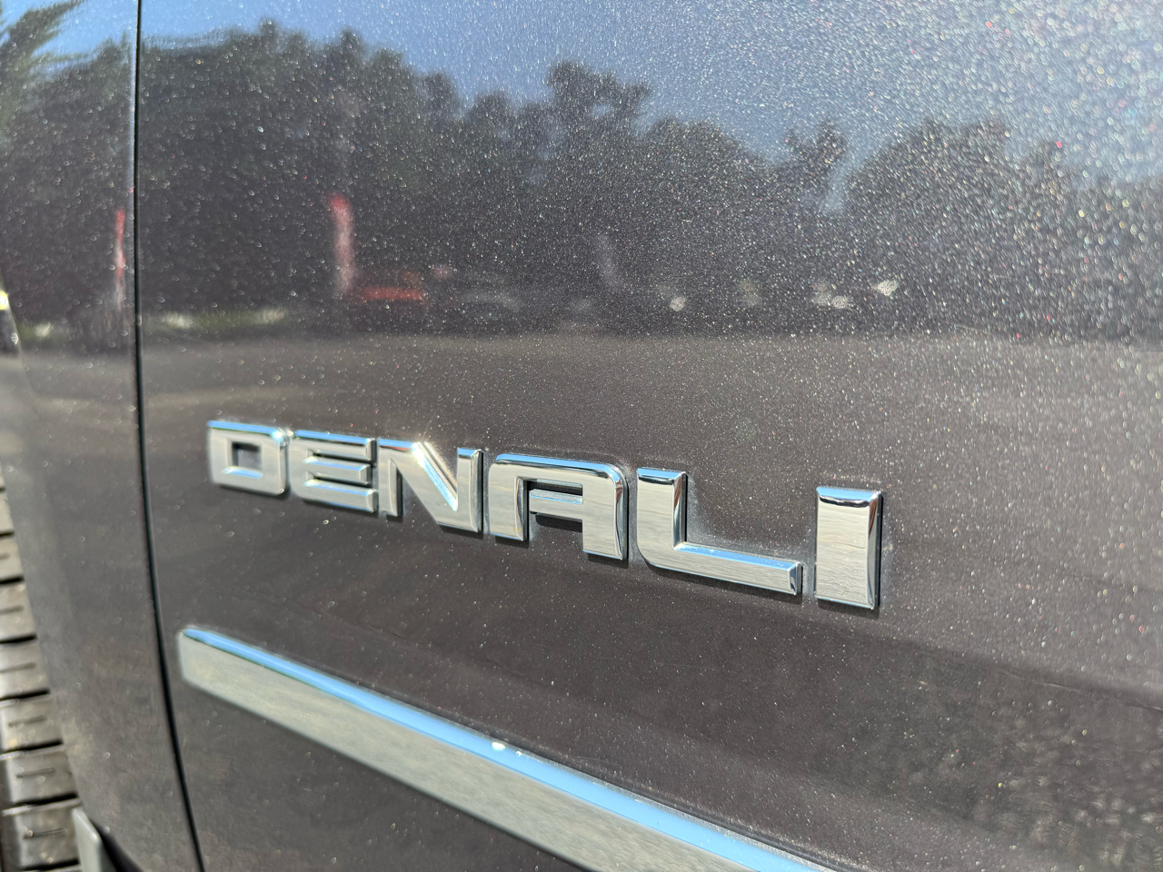 GMC Yukon XL 4WD 4dr Denali 2015 GMC Yukon XL 4WD 4dr Denali 2015