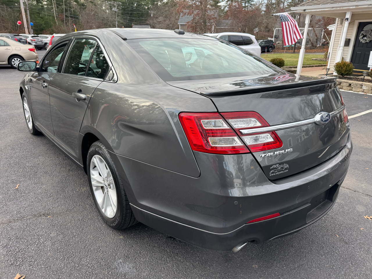 Ford Taurus SEL AWD 2018