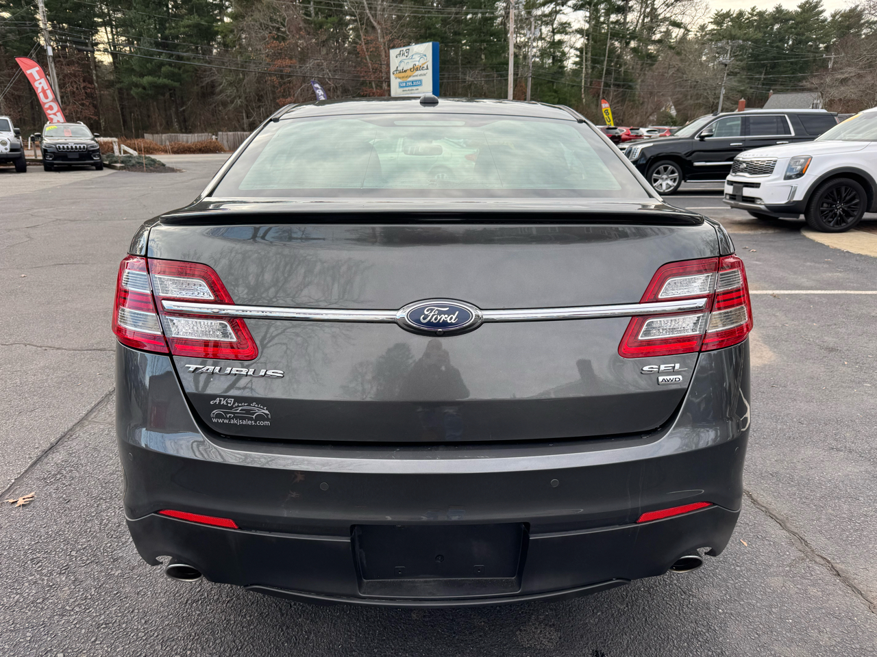 Ford Taurus SEL AWD 2018